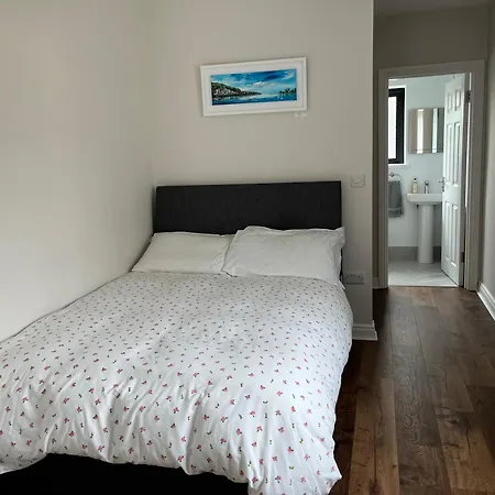 Vakantiehuis Sunberry 2 Bright Modern Entire Home,