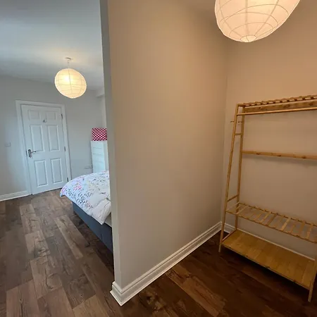 펜션 Sunberry 2 Bright Modern Entire Home, Headford