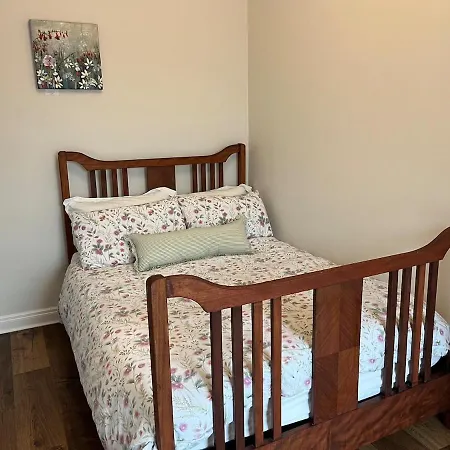 Sunberry 2 Bright Modern Entire Home,